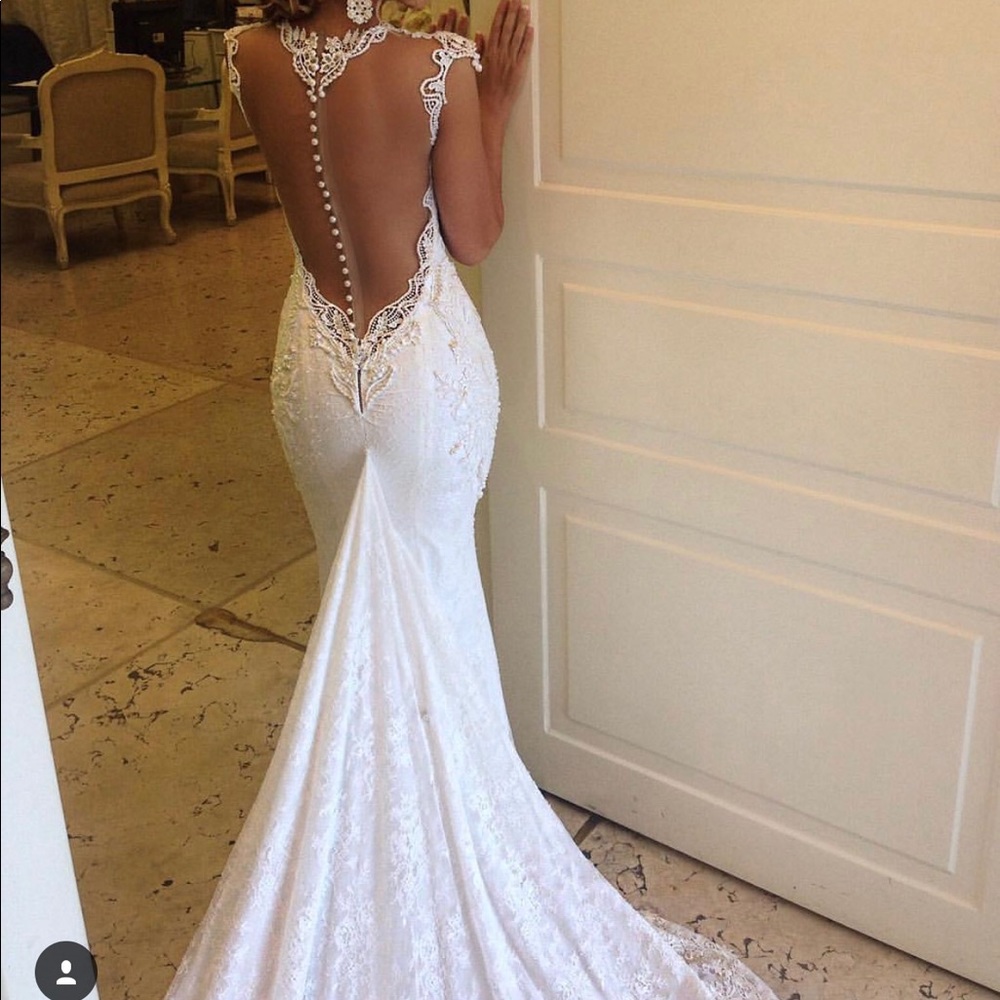 Berta gown 14-20